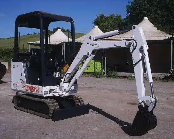 Mini Pelle Bobcat 320 – 1999 – occacion