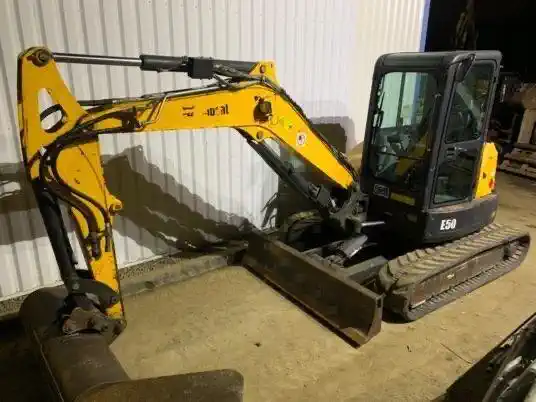 Mini Pelle Bobcat E50 – 2015 – occasion