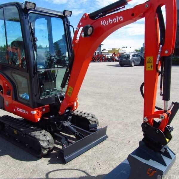 Kubota KX019-4 – Mini Pelle 1,9T – 2022 – 10 h – Pratiquement Neuve