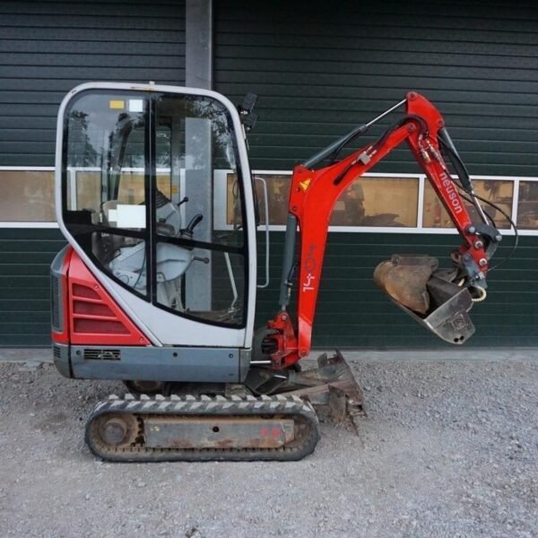 Neuson 1404 (2008) – 1,4T, 3620H, 3 Godets, Moteur Yanmar
