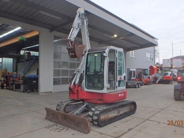 Takeuchi 153 FR (2008) – 5.6T, 5225H, 3 Godets, Moteur Yanmar
