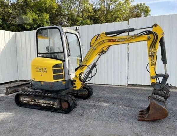 Wacker Neuson 28Z3 RD + 3 GODETS – Mini Pelle Compacte et Performante